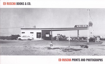 ED RUSCHA. BOOKS & CO/ PRINTS & PHOTOGRAPHS. MARCH 12 - MAY 7, 2015, GAGOSIAN GALLERY PARIS [Einladungskarte/ invitation card]