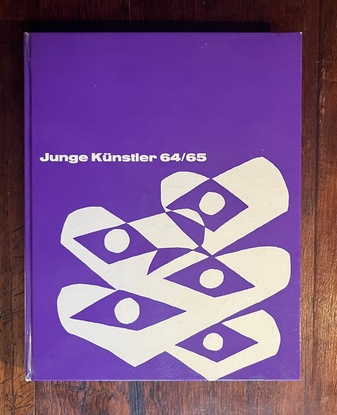 Junge Künstler 64/65. Monographien deutscher Künstler der Gegenwart. Herausgegeben im Auftrage des Kulturkreises im Bundesverband der Deutschen Industrie e.V. von Hermann Reusch, Max Paul Meier, Ernst Schneider, Bernhard Sprengel und Ferdinand Ziersch bearbeitet von Gustav Stein und Eduard Trier